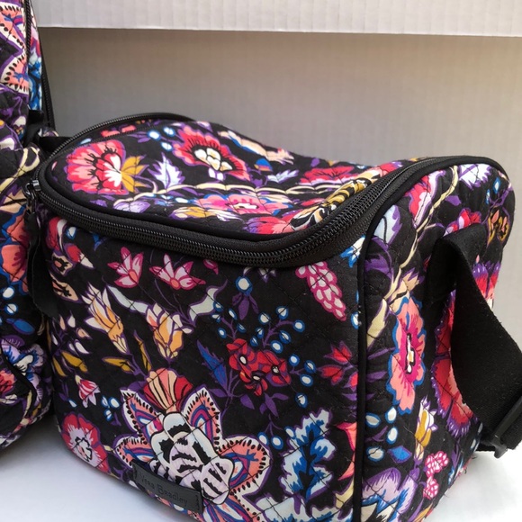 Vera Bradley backpack and matching lunch tote - Picture 10 of 12